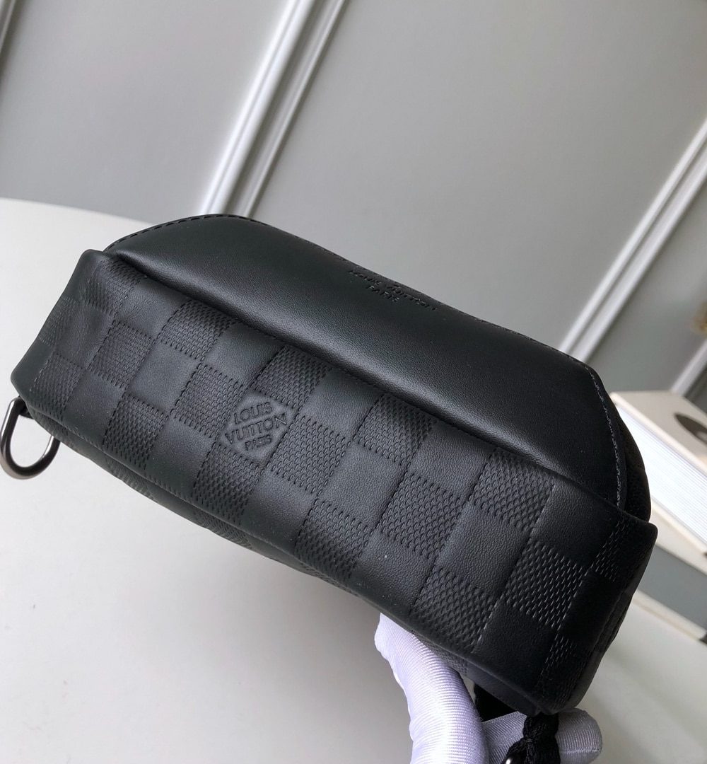 1:1 Replica Louis Vuitton LV Mochila bandolera Avenue Damier Infini Black Unique Bag Unique Bag For Men N41720 - 12in/31cm