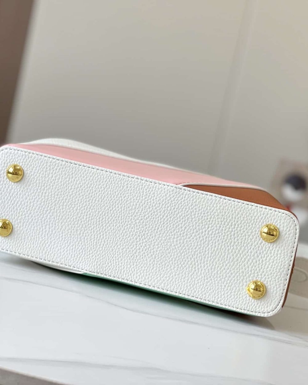 1:1 Replica Louis Vuitton LV Capucines Mini For Women - M59864