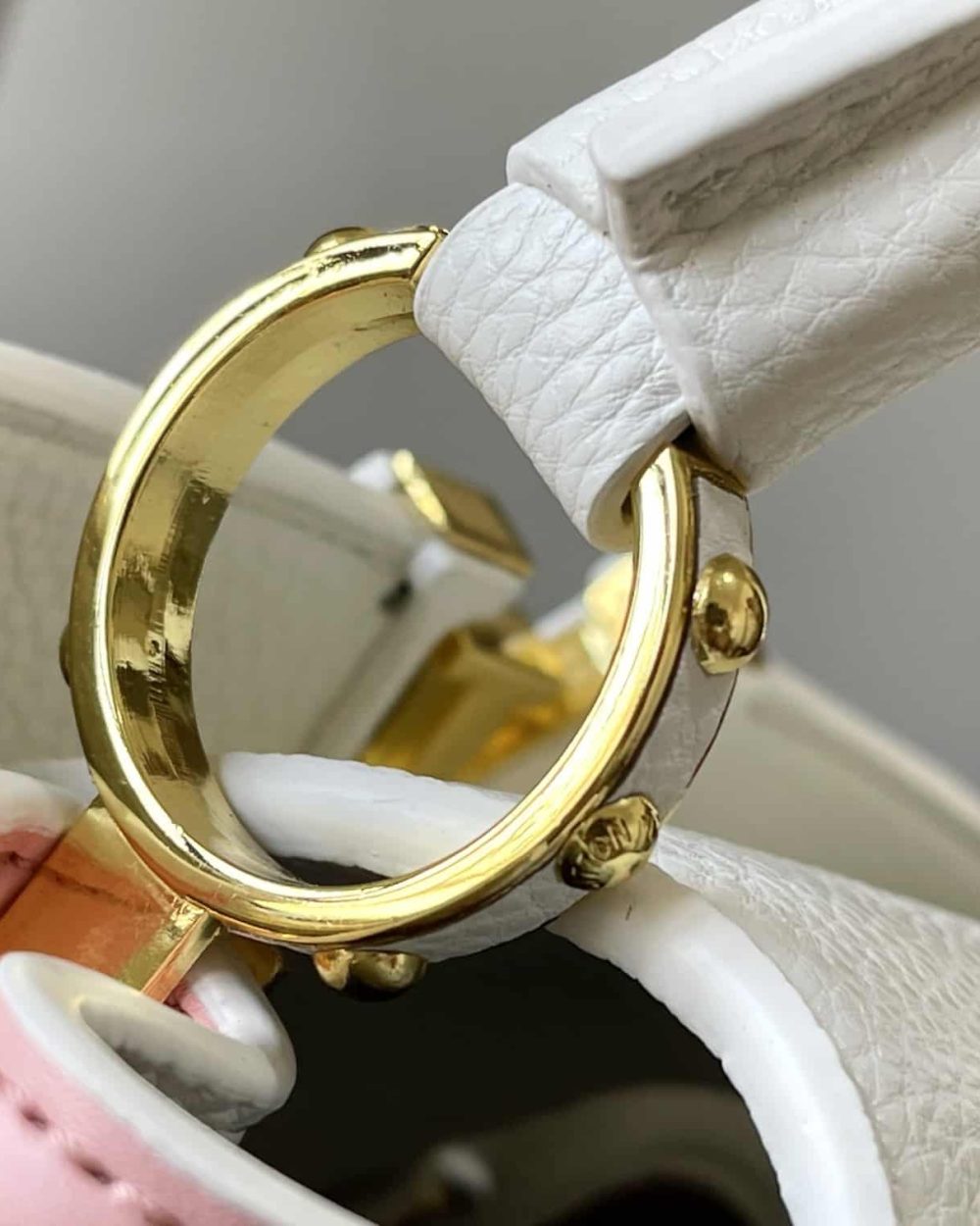 1:1 Replica Louis Vuitton LV Capucines Mini For Women - M59864