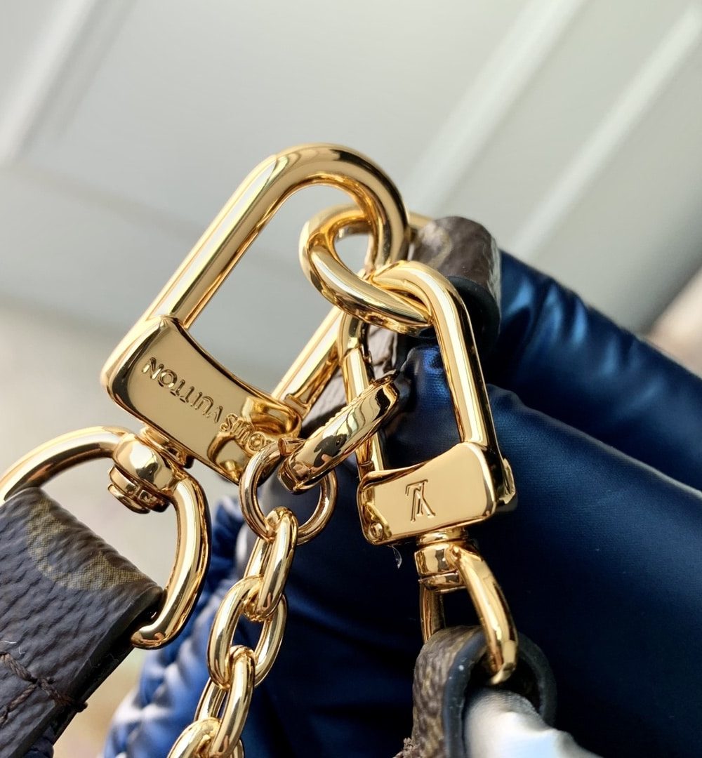 1:1 Replica Louis Vuitton LV Maxi Multi Pochette Accessoires Sliver/ Light Pink Unique Bag For Women‎ 13.4n/34cm M21057