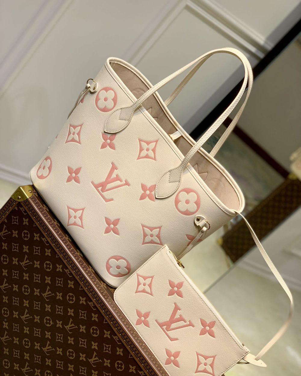 1:1 Replica Louis Vuitton LV Neverfull MM Monogram Empreinte Leather Creme Luxury Bag For Women M21579 - 31cm/ 12.2in