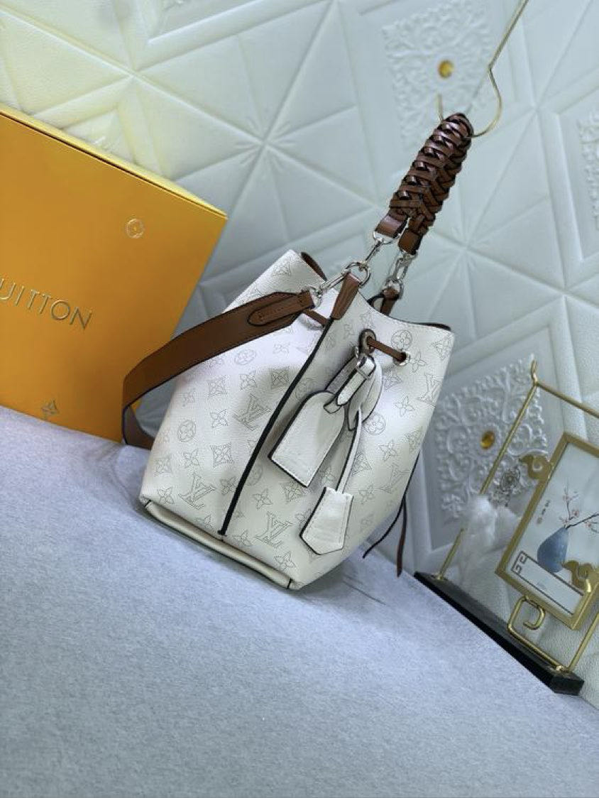 1:1 Replica Louis Vuitton LV Muria Bucket Monogram Motif White Luxury Bag For Women M55801 - 9.8in/25cm - Image 4