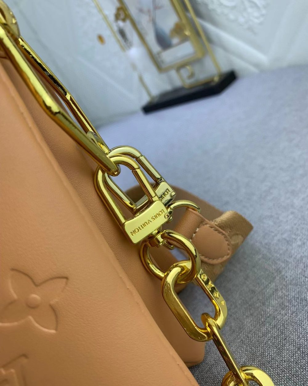 1:1 Replica Louis Vuitton LV Coussin PM Monogram Embossed Puffy Cream Luxury Bag For Women -  10.2in/26cm