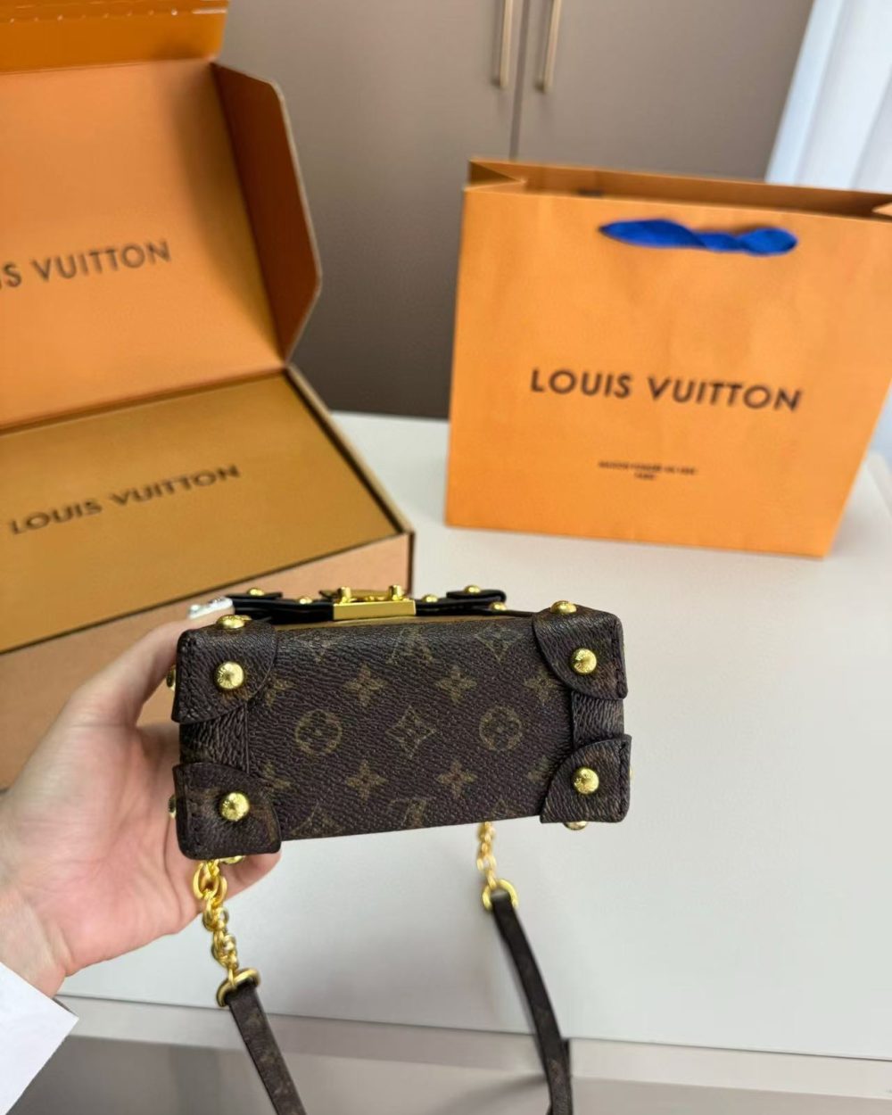 1:1 Replica Louis Vuitton LV Pochette Trunk Verticale Monogram Reverse With Monogram Canvas Luxury Bag For Women M67873 - 6.9in/18cm