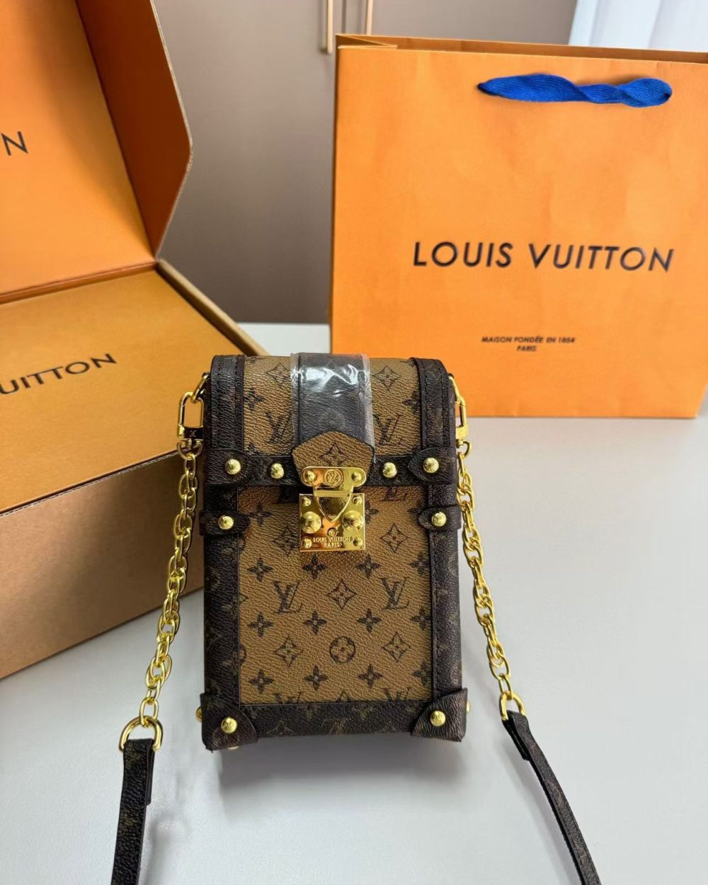 1:1 Replica Louis Vuitton LV Pochette Trunk Verticale Monogram Reverse With Monogram Canvas Luxury Bag For Women M67873 - 6.9in/18cm