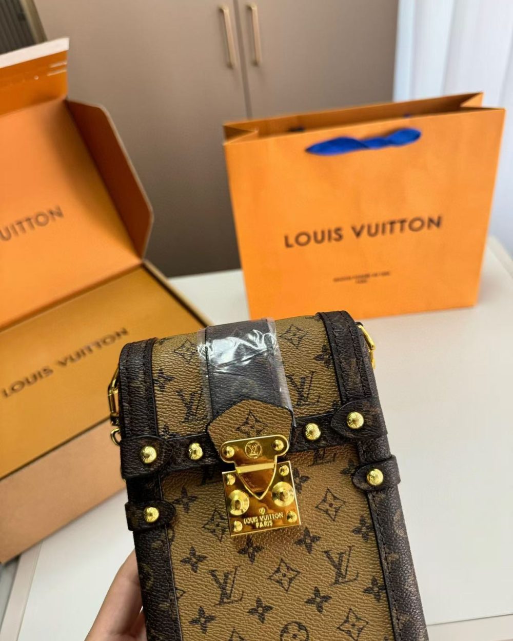 1:1 Replica Louis Vuitton LV Pochette Trunk Verticale Monogram Reverse With Monogram Canvas Luxury Bag For Women M67873 - 6.9in/18cm