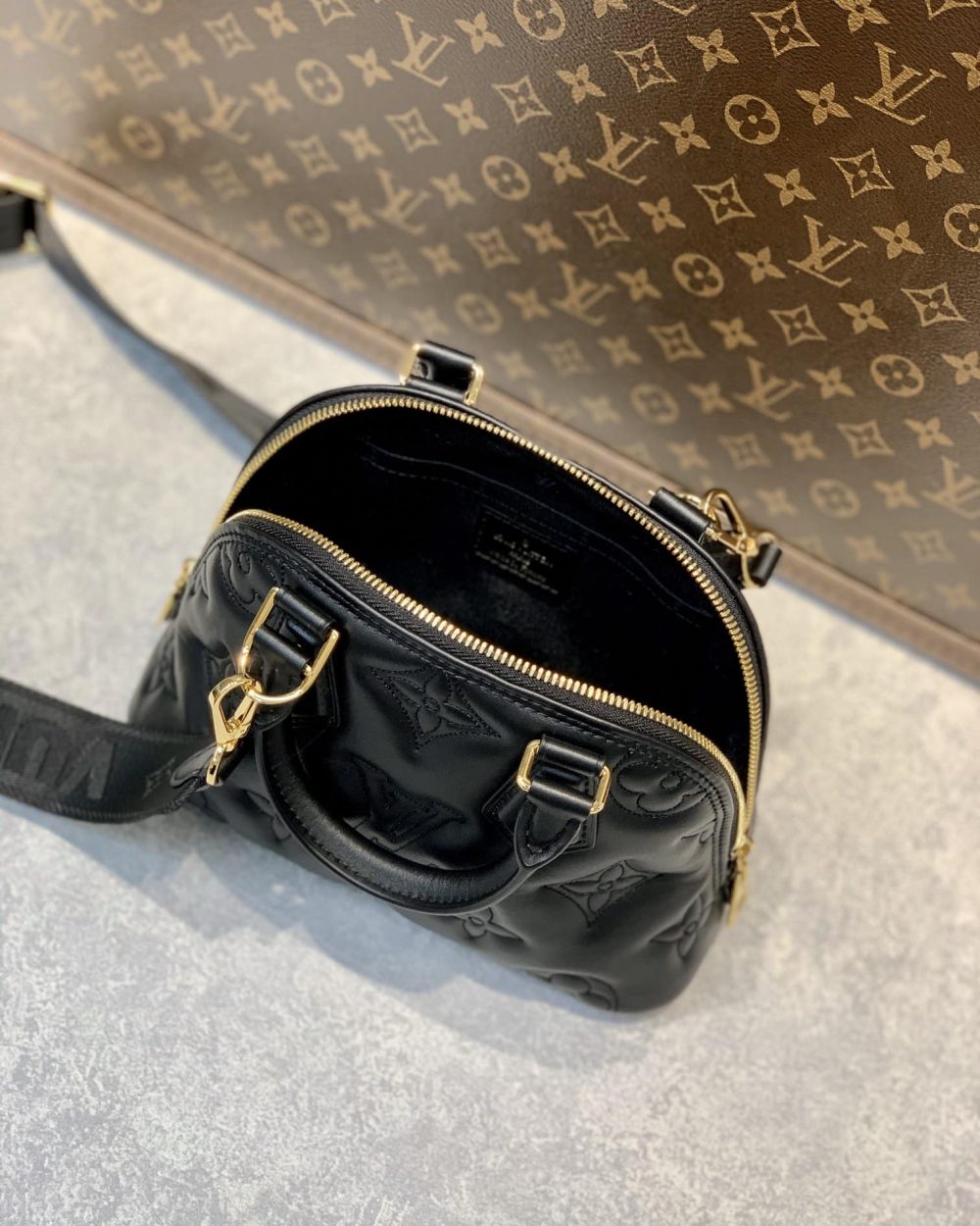 1:1 Replica Louis Vuitton LV Alma BB Bubblegram Leather Exclusive Bag For Women M59793 - 9.6in/ 24.5cm