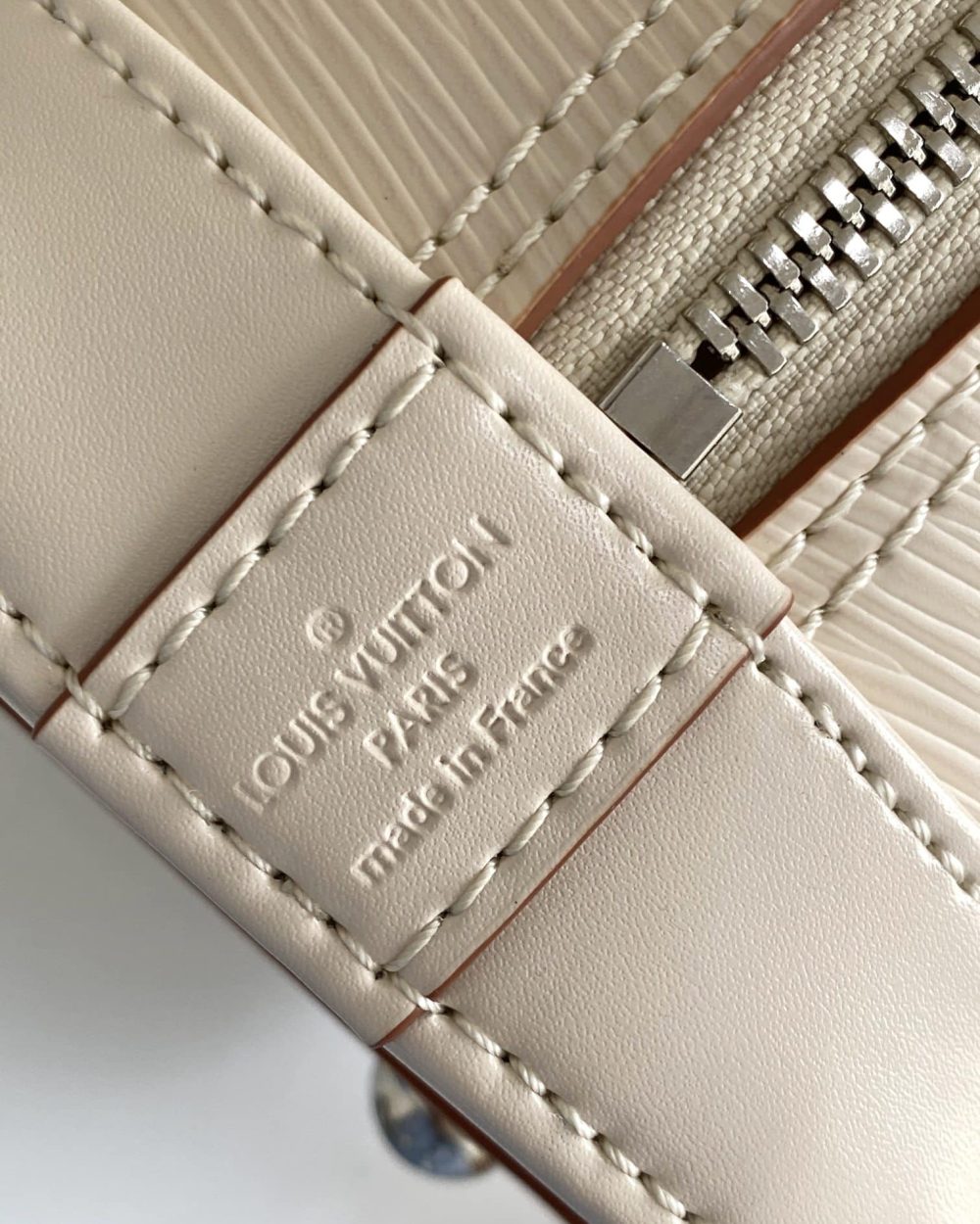 1:1 Replica Louis Vuitton LV Alma BB Epi Leather Black/ Exclusive Bag For Women M59217 - 9.2in/ 23.5cm