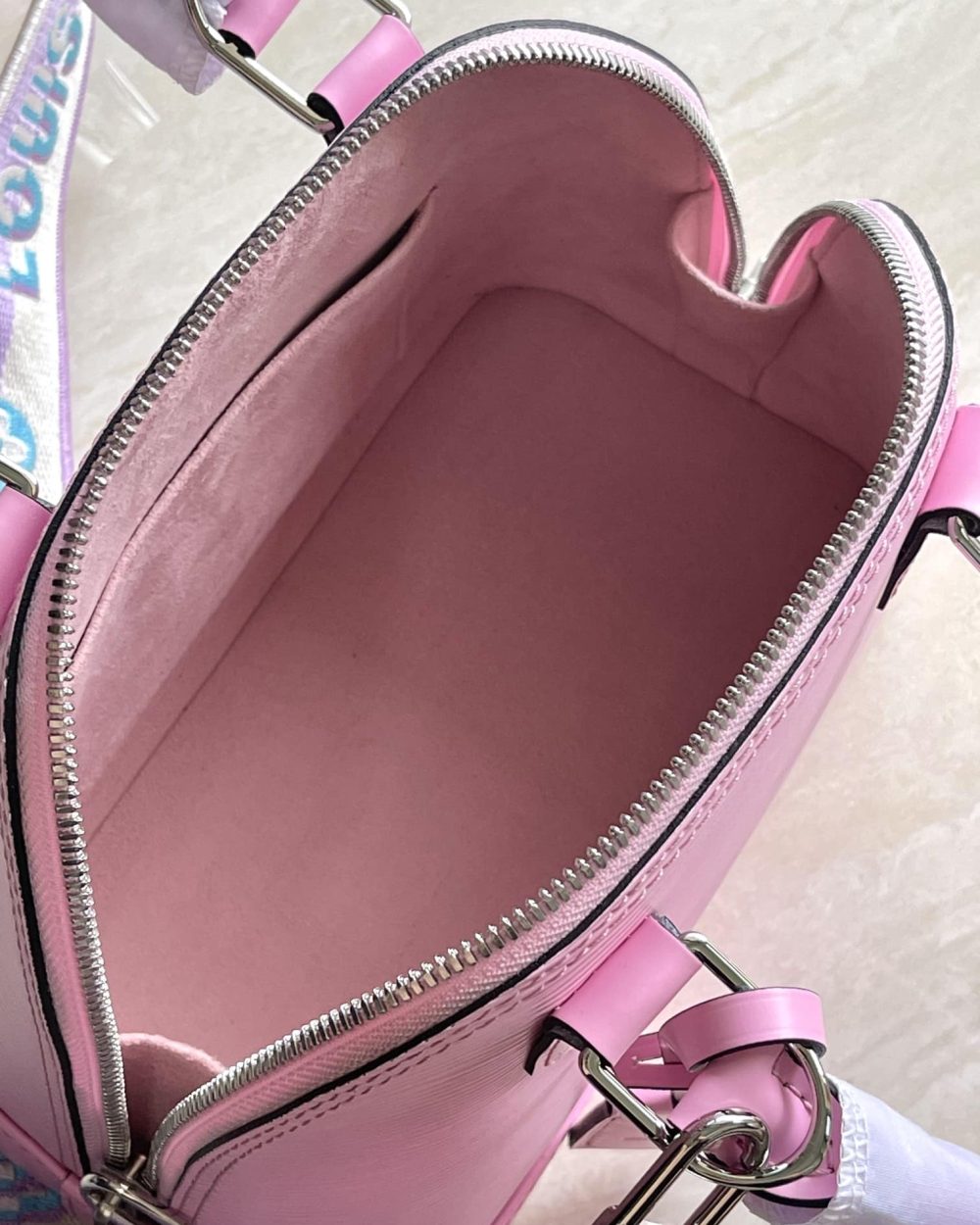 1:1 Replica Louis Vuitton LV Alma BB Epi Leather Black/ Exclusive Bag For Women M59217 - 9.2in/ 23.5cm