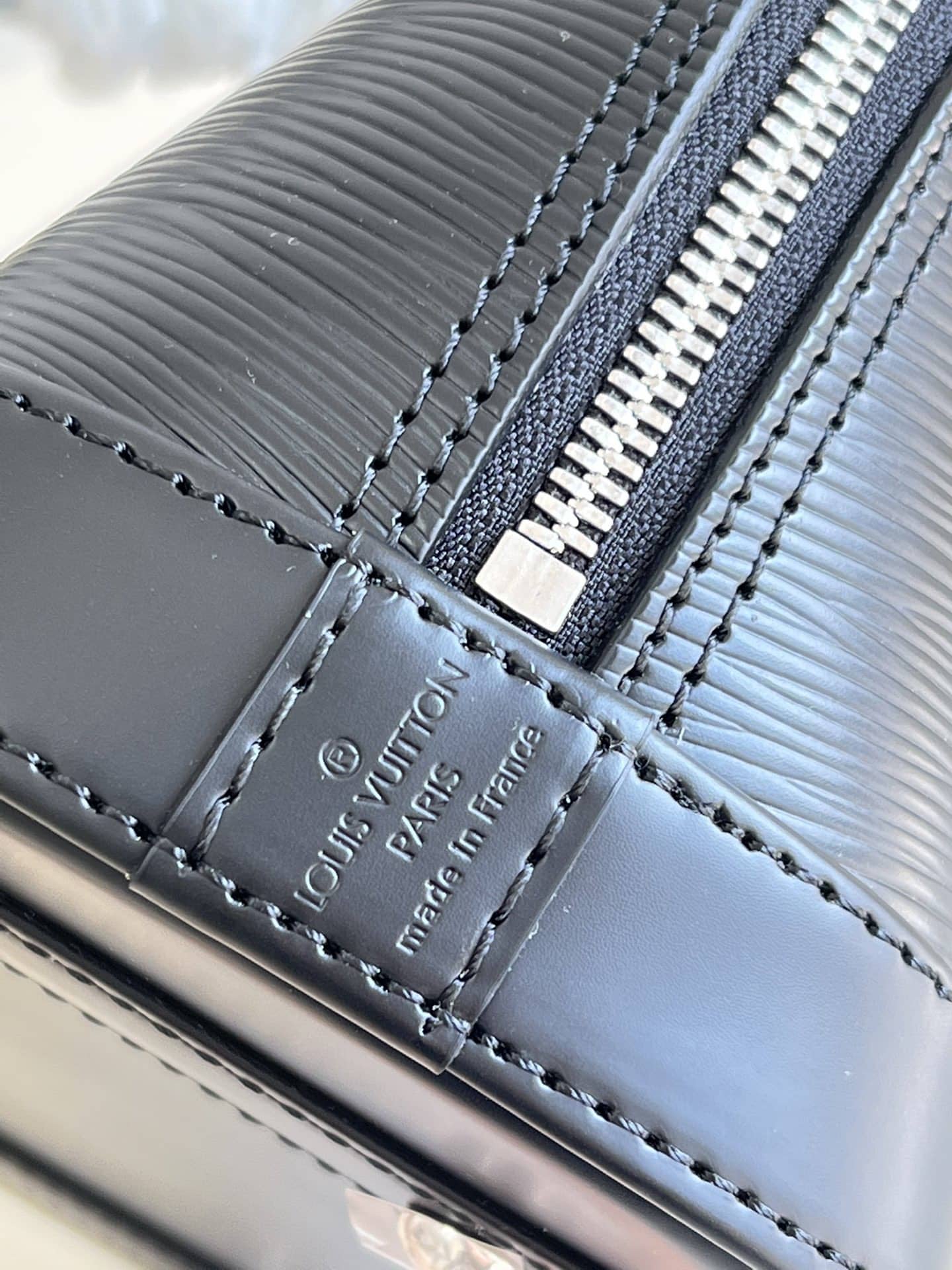 replica-louis-vuitton-lv-alma-bb-bag-m59217-37