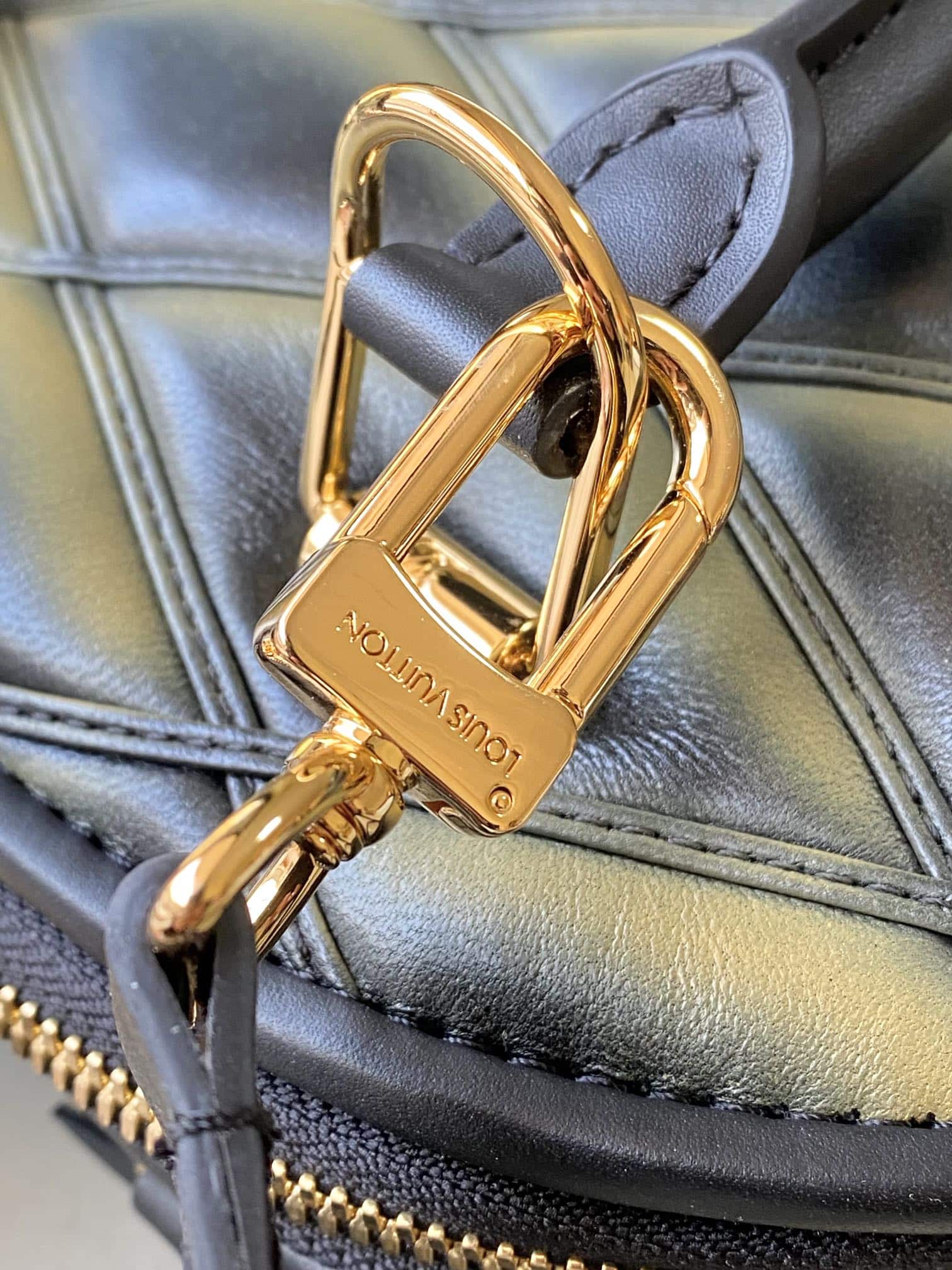 replica-louis-vuitton-lv-alma-bb-bag-m23576-8