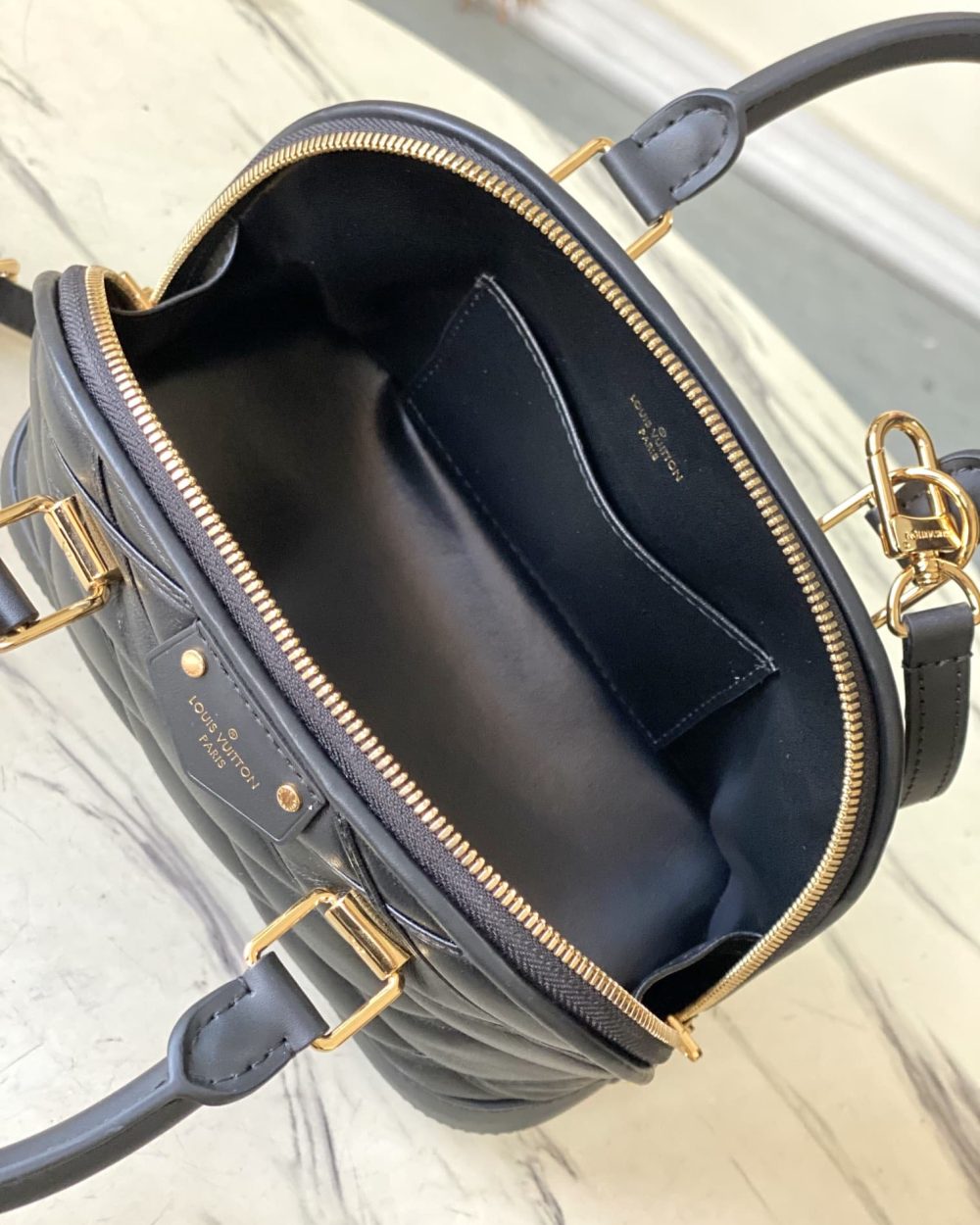 1:1 Replica Louis Vuitton LV Alma BB Malletage Leather Exclusive Bag For Women M23666 - 9.2in/ 23.5cm