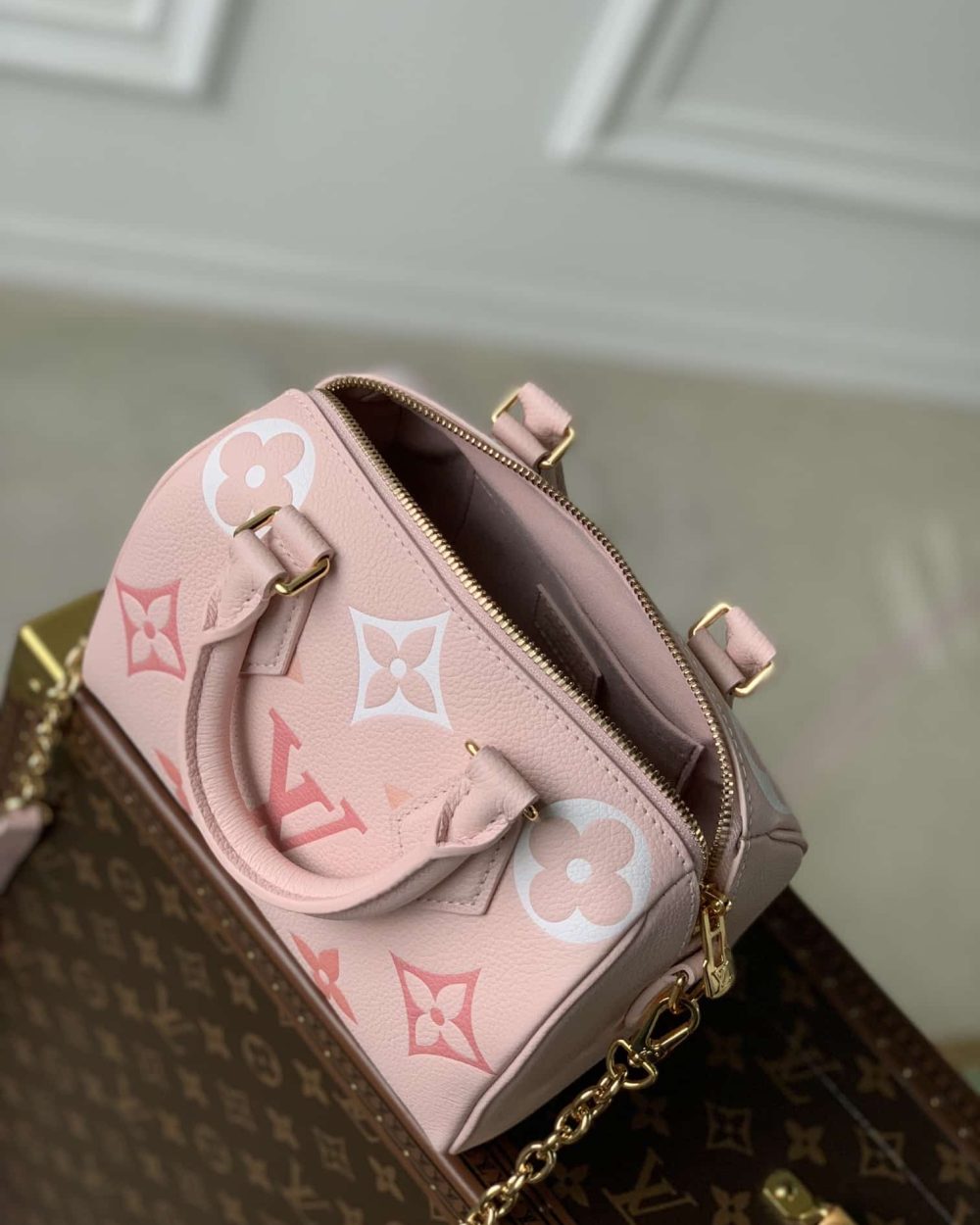 1:1 Replica Louis Vuitton LV Speedy Bandoulière 20 Monogram Empreinte Leather For Women M46518- 8.1 Inches/ 20.5 Cm