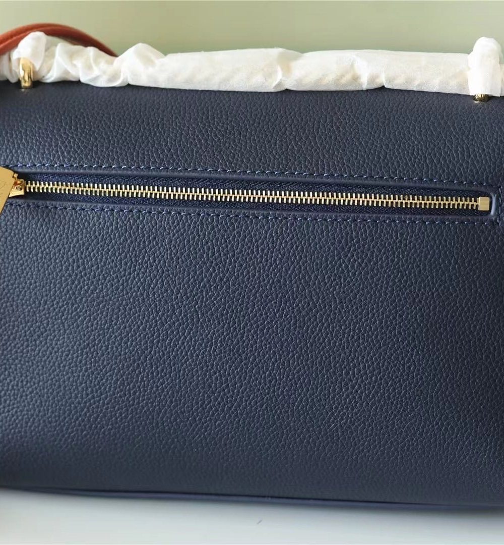 1:1 Replica Louis Vuitton LV LockMe Tender Navy Luxury Bag For Women - 8.8in/22.5cm