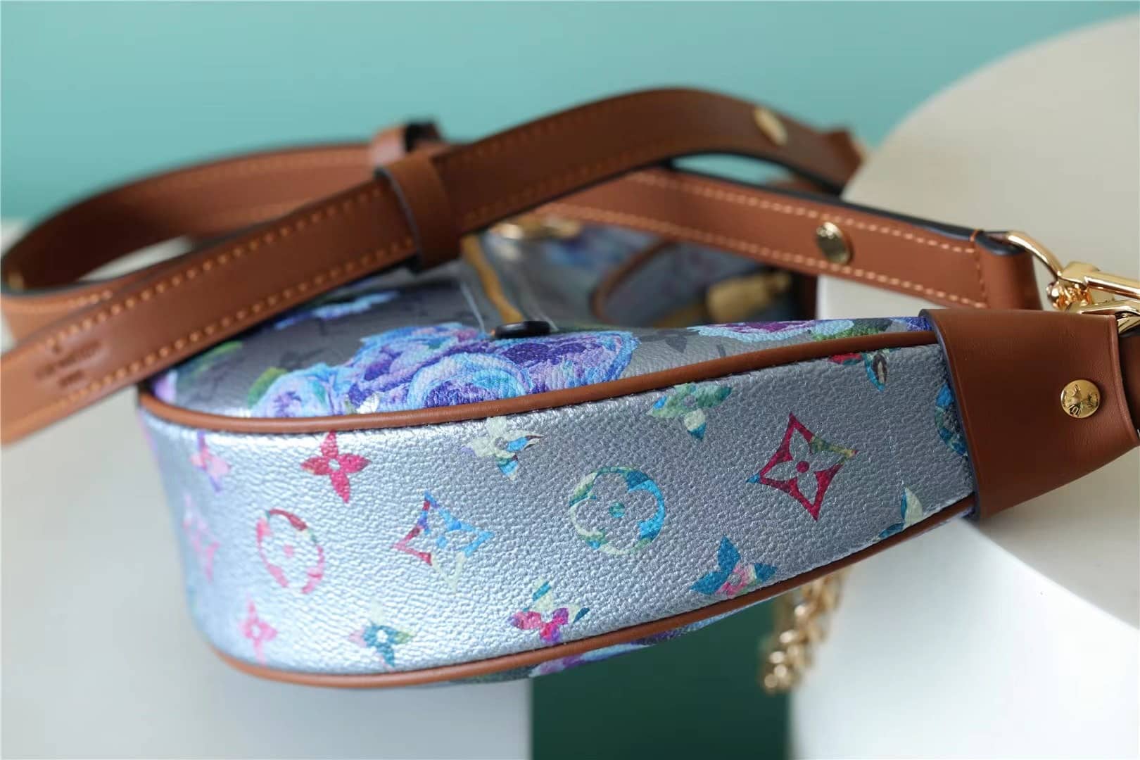 1:1 Replica Louis Vuitton LV Loop Blue Luxury Bag For Women M21183 - 9.1in/23cm - Image 6