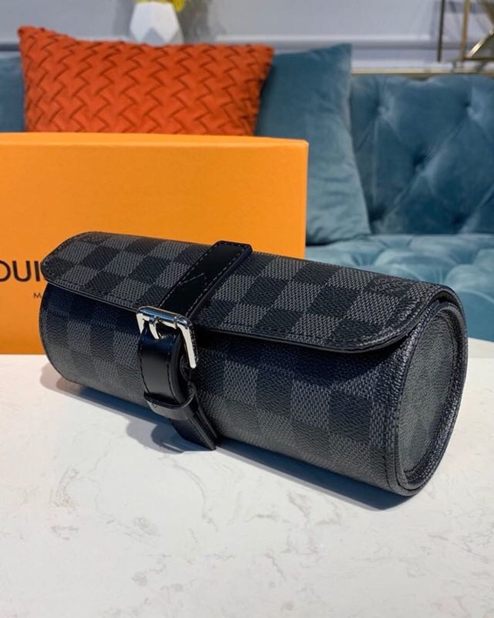 1:1 Replica Louis Vuitton LV 3 Watch Case Damier Graphite Canvas Unique Bag For Men N41137 - 7.9in/20cm