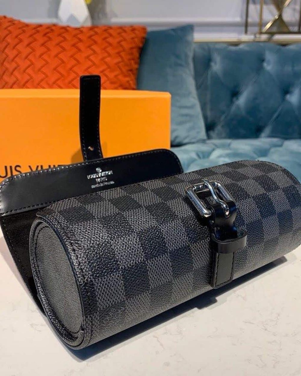 1:1 Replica Louis Vuitton LV 3 Watch Case Damier Graphite Canvas Unique Bag For Men N41137 - 7.9in/20cm