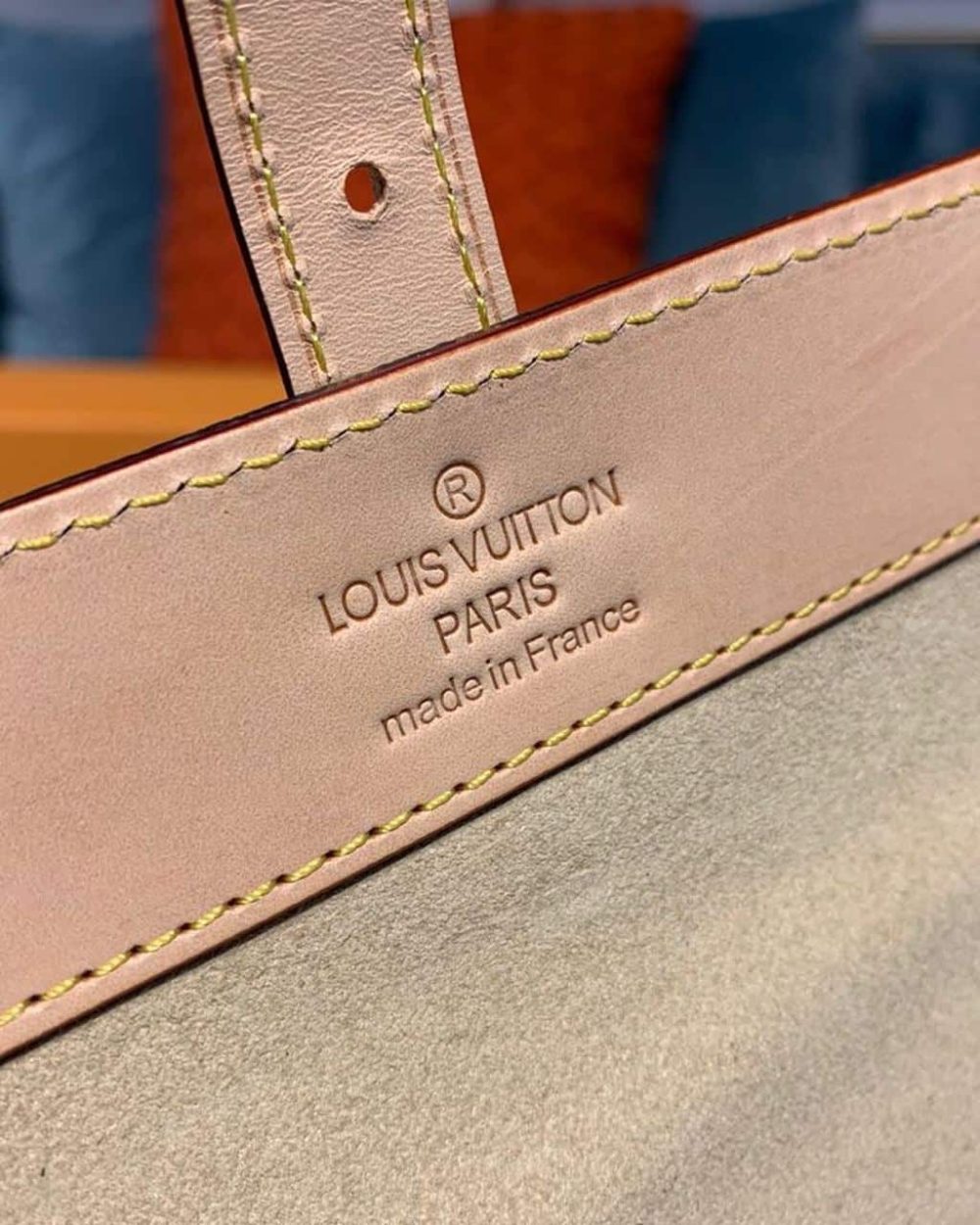 1:1 Replica Louis Vuitton LV 3 Watch Case Monogram Canvas Luxury Bag For Women M47530 - 7.9in/20cm