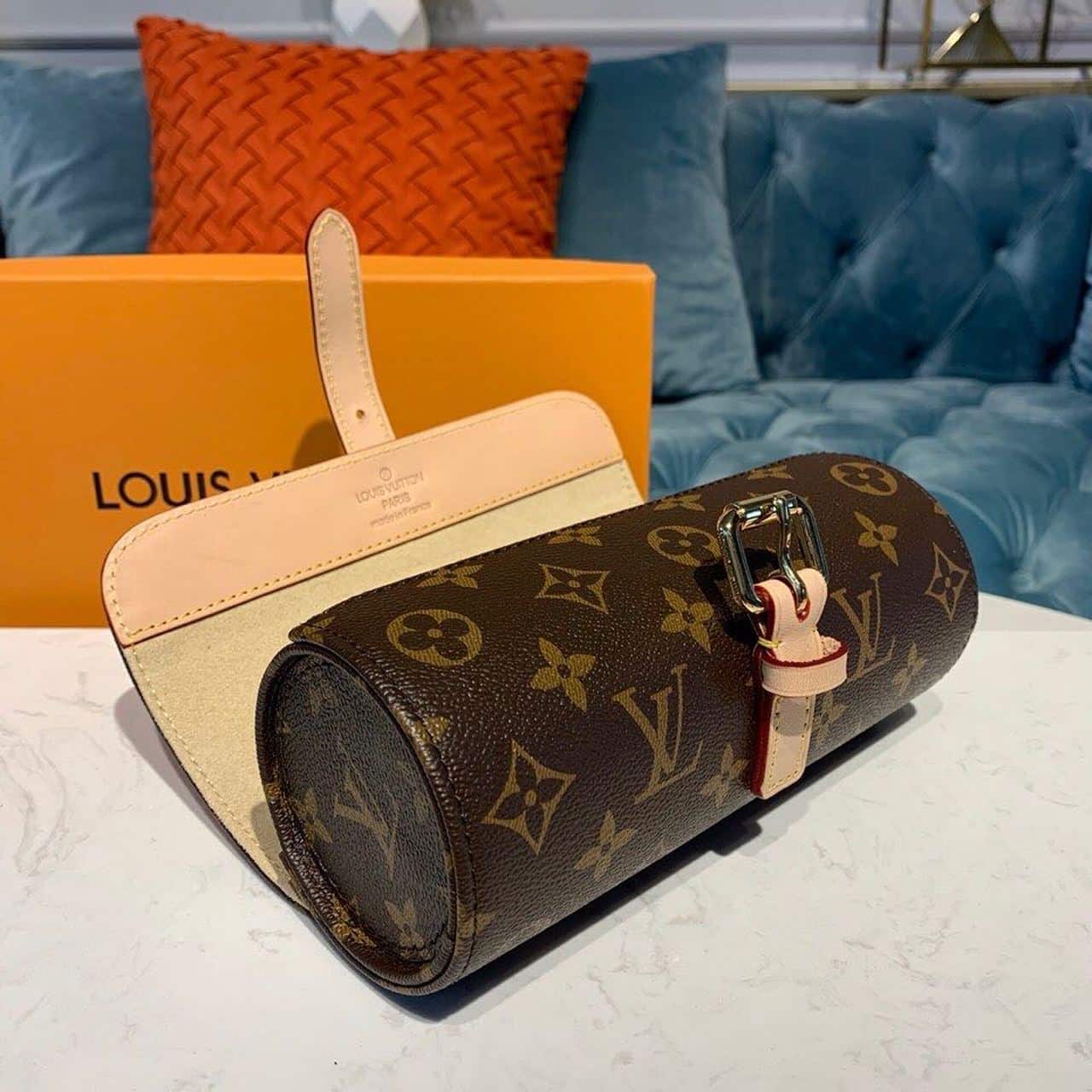 1:1 Replica Louis Vuitton LV 3 Watch Case Monogram Canvas Luxury Bag For Women M47530 - 7.9in/20cm - Image 8