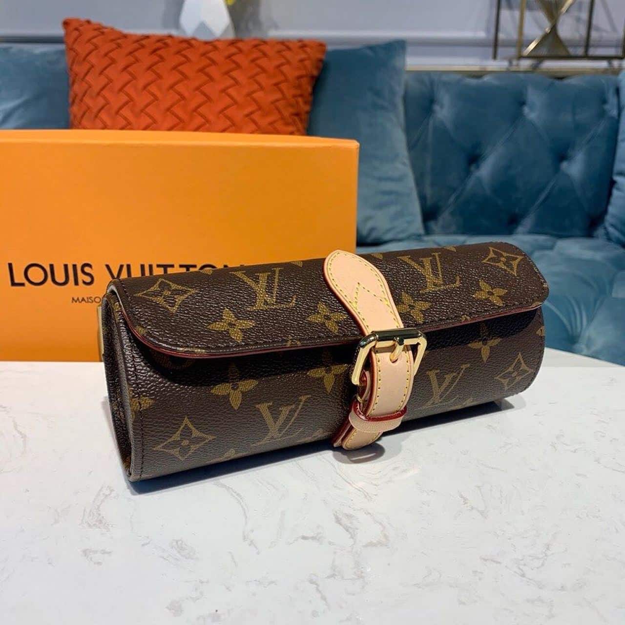 1:1 Replica Louis Vuitton LV 3 Watch Case Monogram Canvas Luxury Bag For Women M47530 - 7.9in/20cm - Image 3