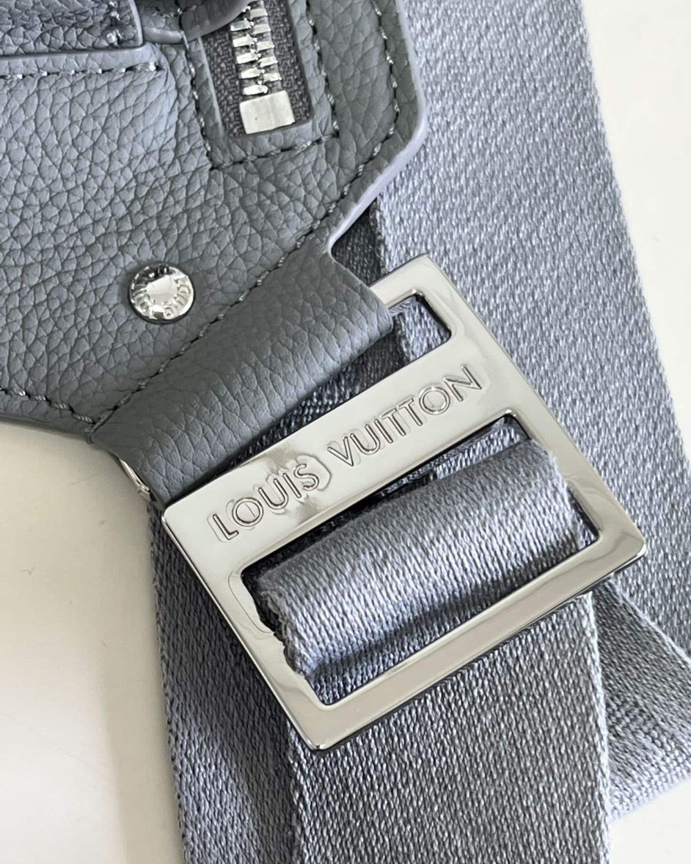 1:1 Replica Louis Vuitton LV Aerogram Slingbag Grey Unique Bag For Men M59625 - 30cm/ 11.8in