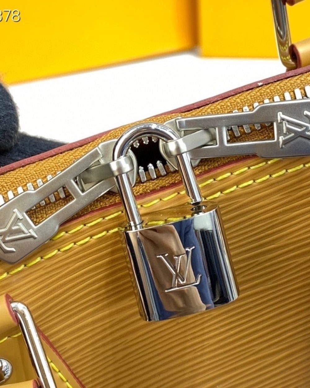 1:1 Replica Louis Vuitton LV Alma BB Epi Leather Unique Bag For Women M59358 -  9.3in/23.5cm