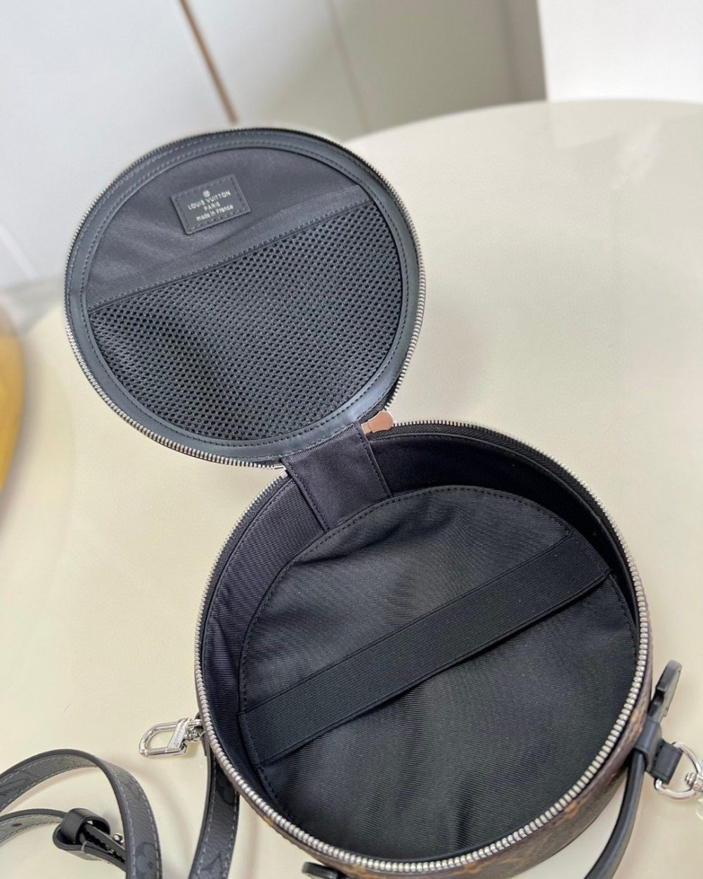 1:1 Replica Louis Vuitton LV Audio Case Brown Luxury Bag For Women M46273 - 7.9in/23cm