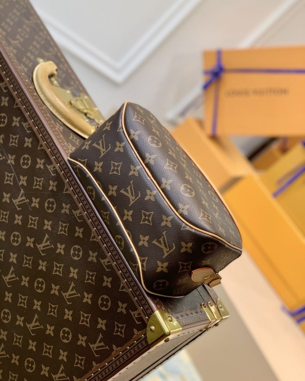 1:1 Replica Louis Vuitton LV Blois Monogram Canvas Luxury Bag For Women - 9.8in/25cm  M51221