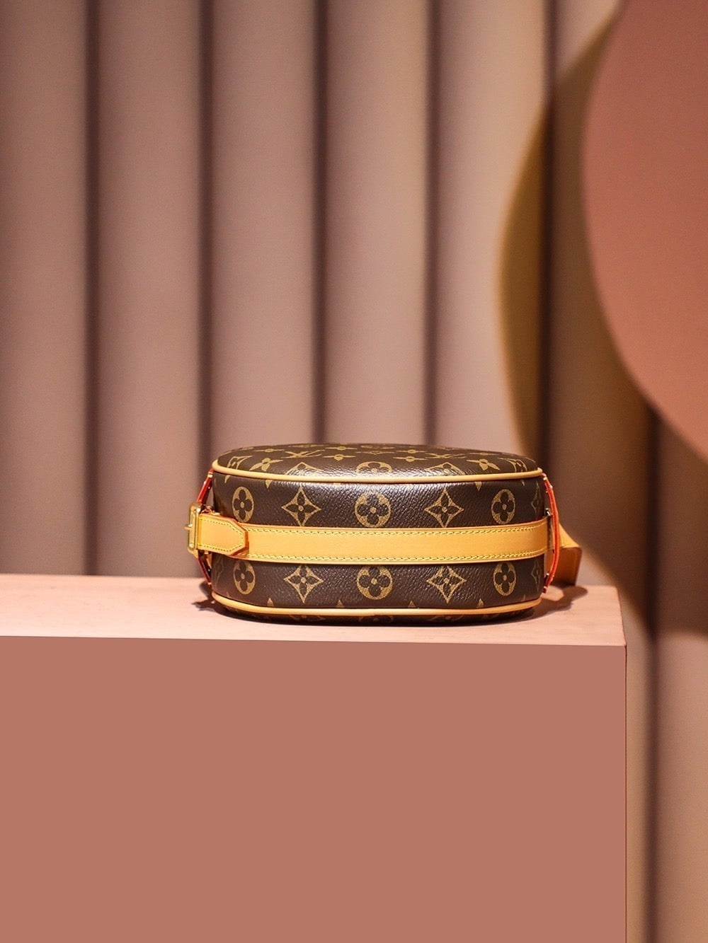 1:1 Replica Louis Vuitton LV Boite Chapeau Souple PM Monogram Luxury Bag For Women M45578 - 18cm / 7.1in - Image 9