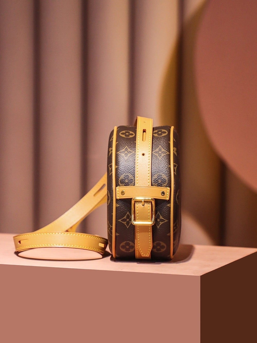 1:1 Replica Louis Vuitton LV Boite Chapeau Souple PM Monogram Luxury Bag For Women M45578 - 18cm / 7.1in - Image 6