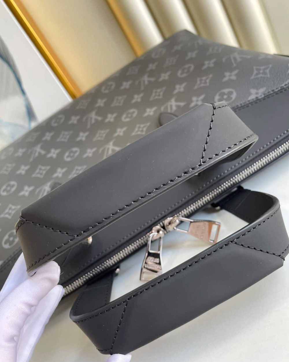 1:1 Replica Louis Vuitton LV Briefcase Explorer Monogram Eclipse Canvas Unique Bag For Men M40566 - 15.4in/39cm