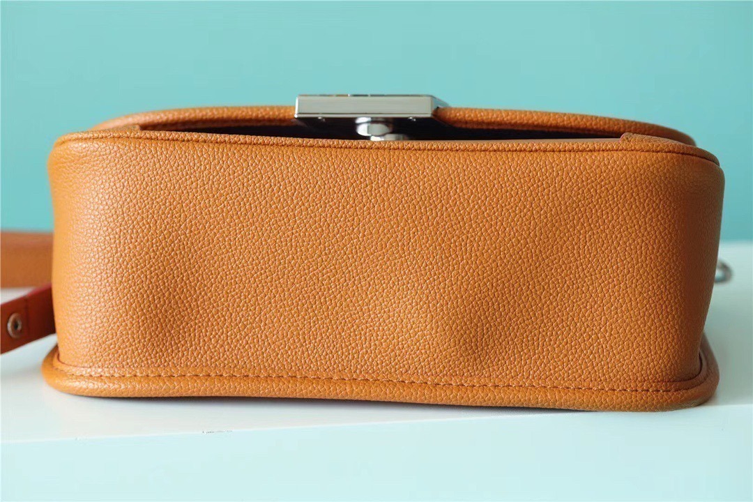 Replica Louis Vuitton LV Buci bag M59459 View 2