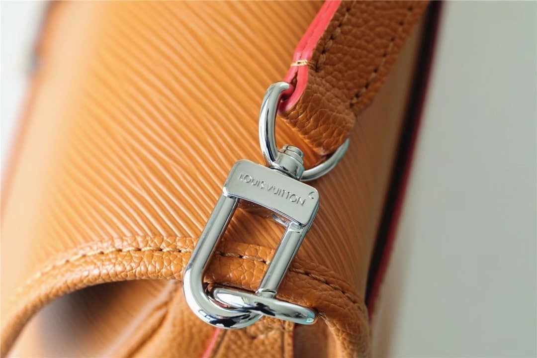 Replica Louis Vuitton LV Buci bag M59459 View 7