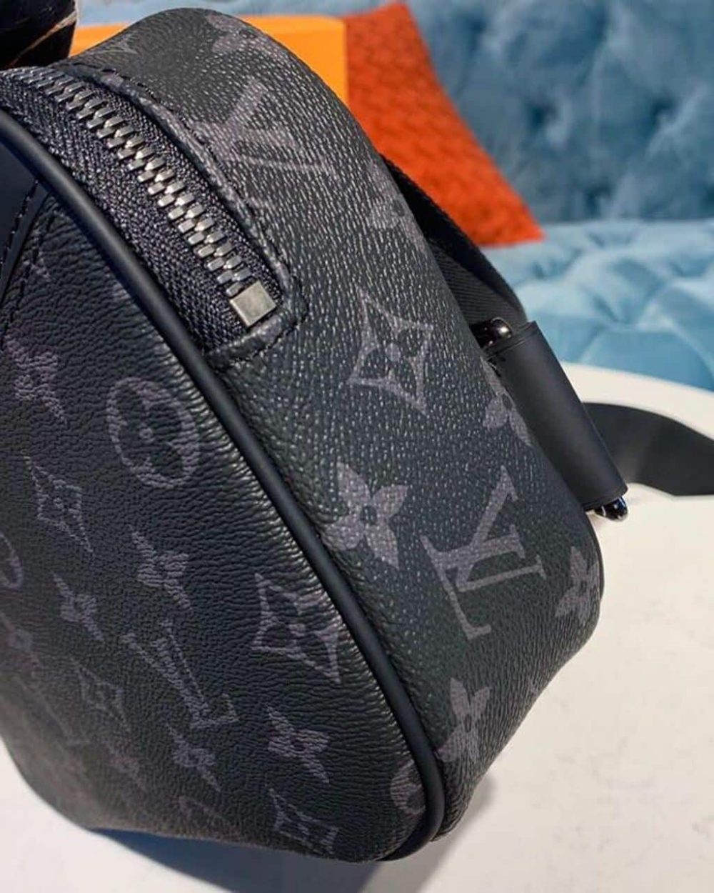 1:1 Replica Louis Vuitton LV Bumbag Monogram Eclipse Canvas Unique For Men M42906 - 11in/28cm