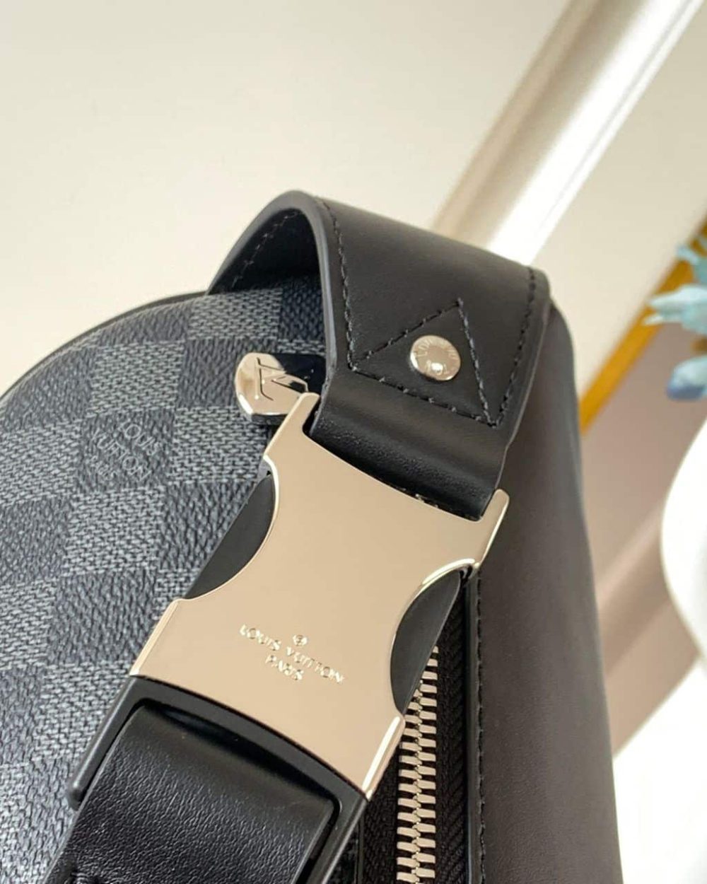 1:1 Replica Louis Vuitton LV Campus Bumbag Damier Graphite Canvas Unique Bag For Men N40362 - 10.2in