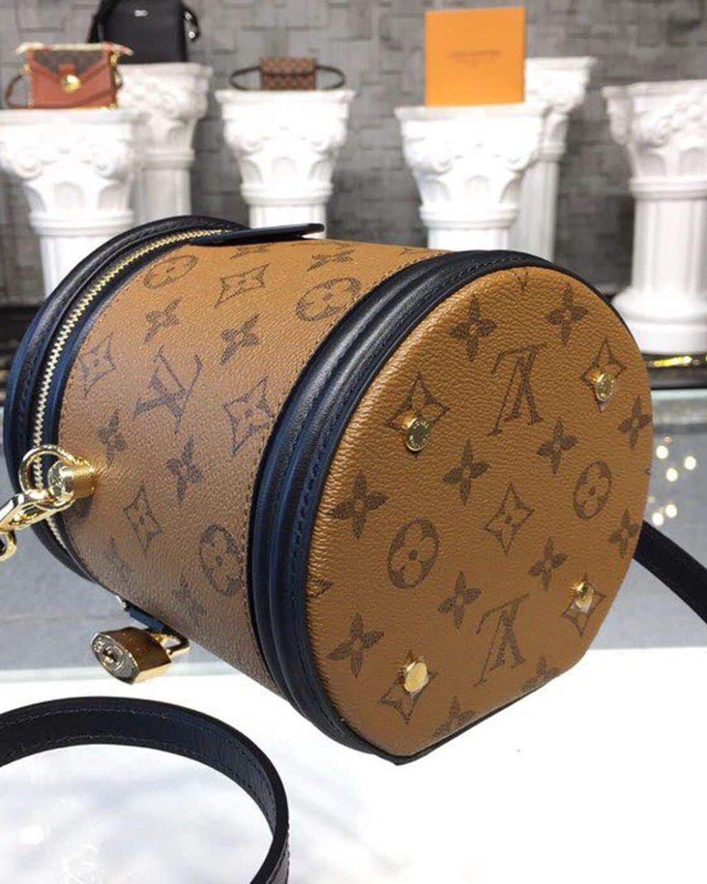 1:1 Replica Louis Vuitton LV Cannes Monogram Reverse Canvas Luxury Bag For Women M43986 -  5.9in/15cm