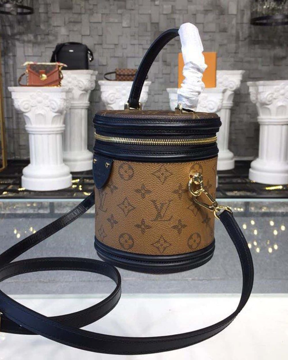 1:1 Replica Louis Vuitton LV Cannes Monogram Reverse Canvas Luxury Bag For Women M43986 -  5.9in/15cm