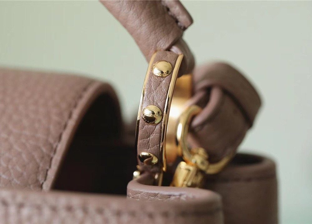 1:1 Replica Louis Vuitton LV Capucines BB Taurillon Light Brown Luxury Bag For Women - 26cm