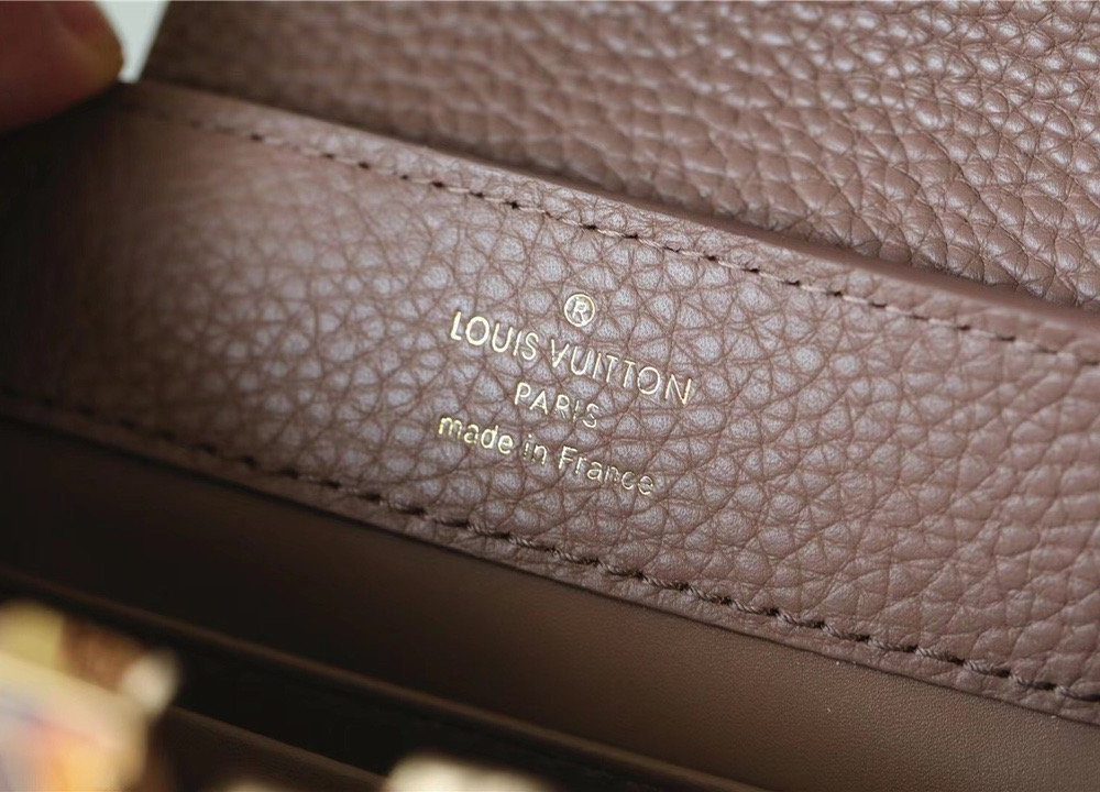 1:1 Replica Louis Vuitton LV Capucines Mini Taurillon Light Brown Luxury Bag For Women M56071 - 21cm/8.3in