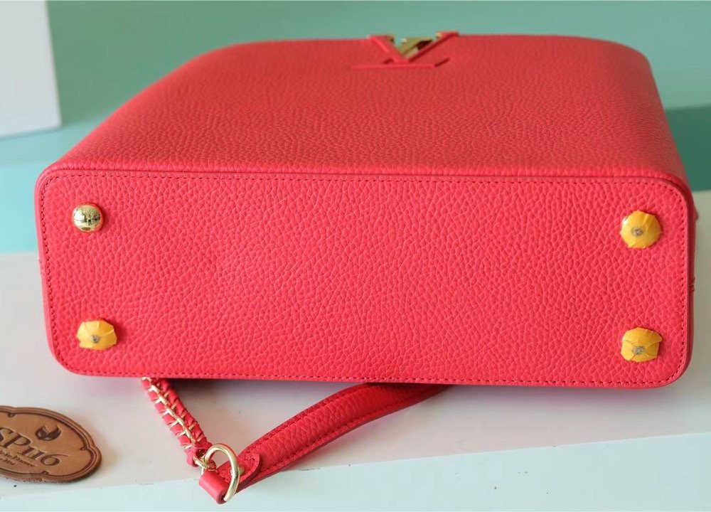 1:1 Replica Louis Vuitton LV Capucines MM Taurillon Red Luxury Bag For Women - 12.4in/31.5cm