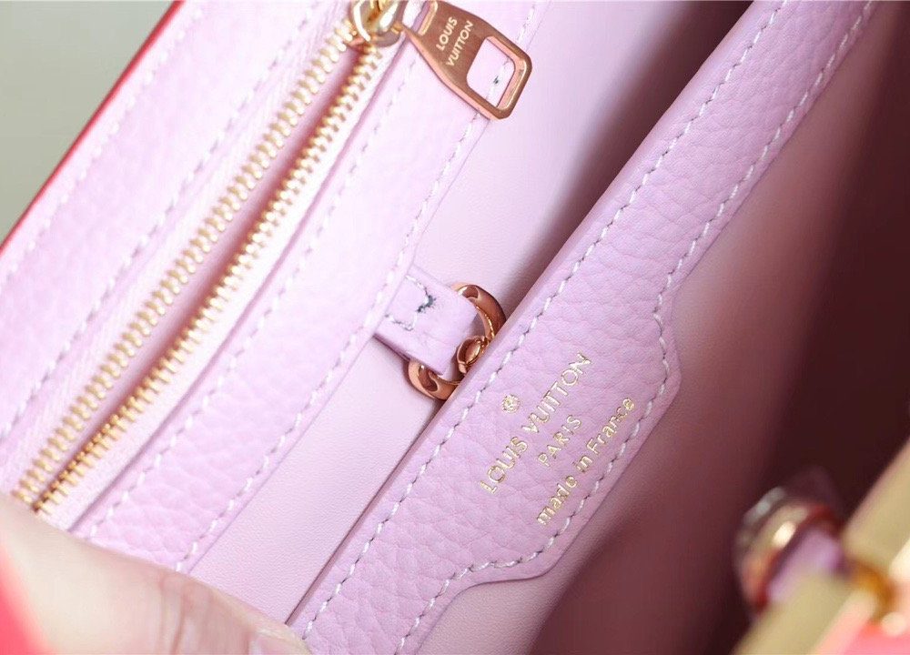 1:1 Replica Louis Vuitton LV Capucines MM Taurillon Red Luxury Bag For Women - 12.4in/31.5cm