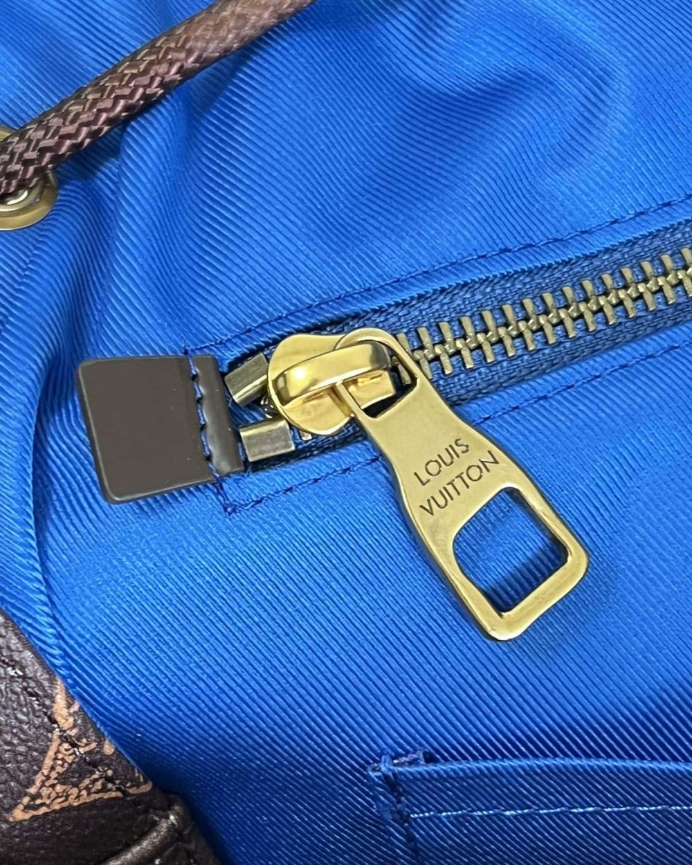 1:1 Replica Louis Vuitton LV Christopher MM Monogram Unique Bag For Men M59662 - 17.3in/44cm