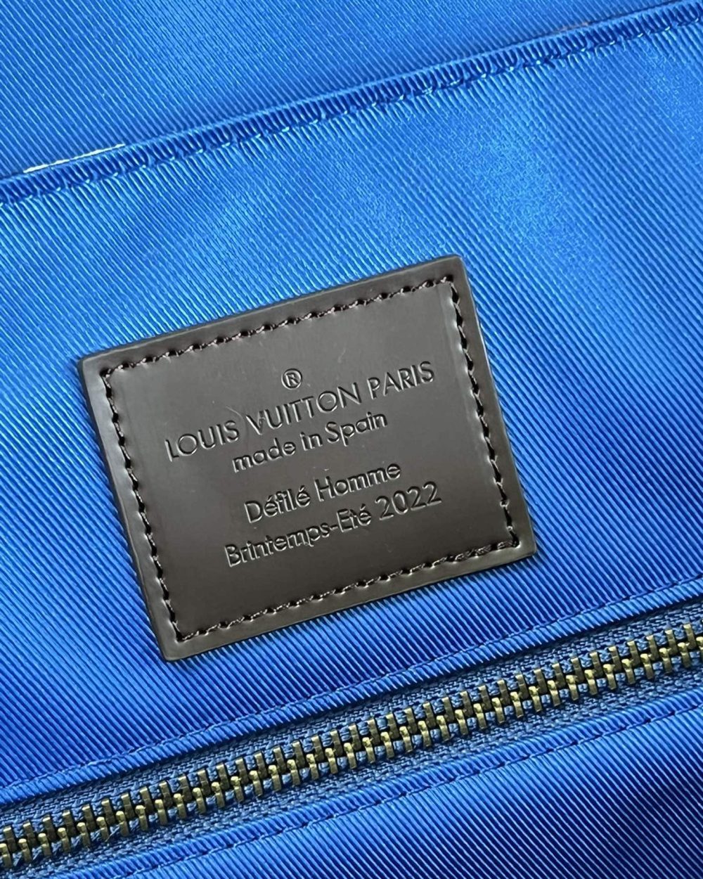 1:1 Replica Louis Vuitton LV Christopher MM Monogram Unique Bag For Men M59662 - 17.3in/44cm