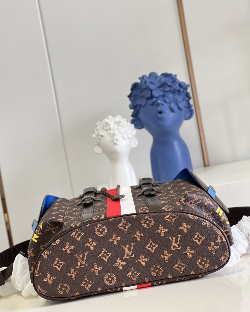 1:1 Replica Louis Vuitton LV Christopher MM Monogram Unique Bag For Men M59662 - 17.3in/44cm