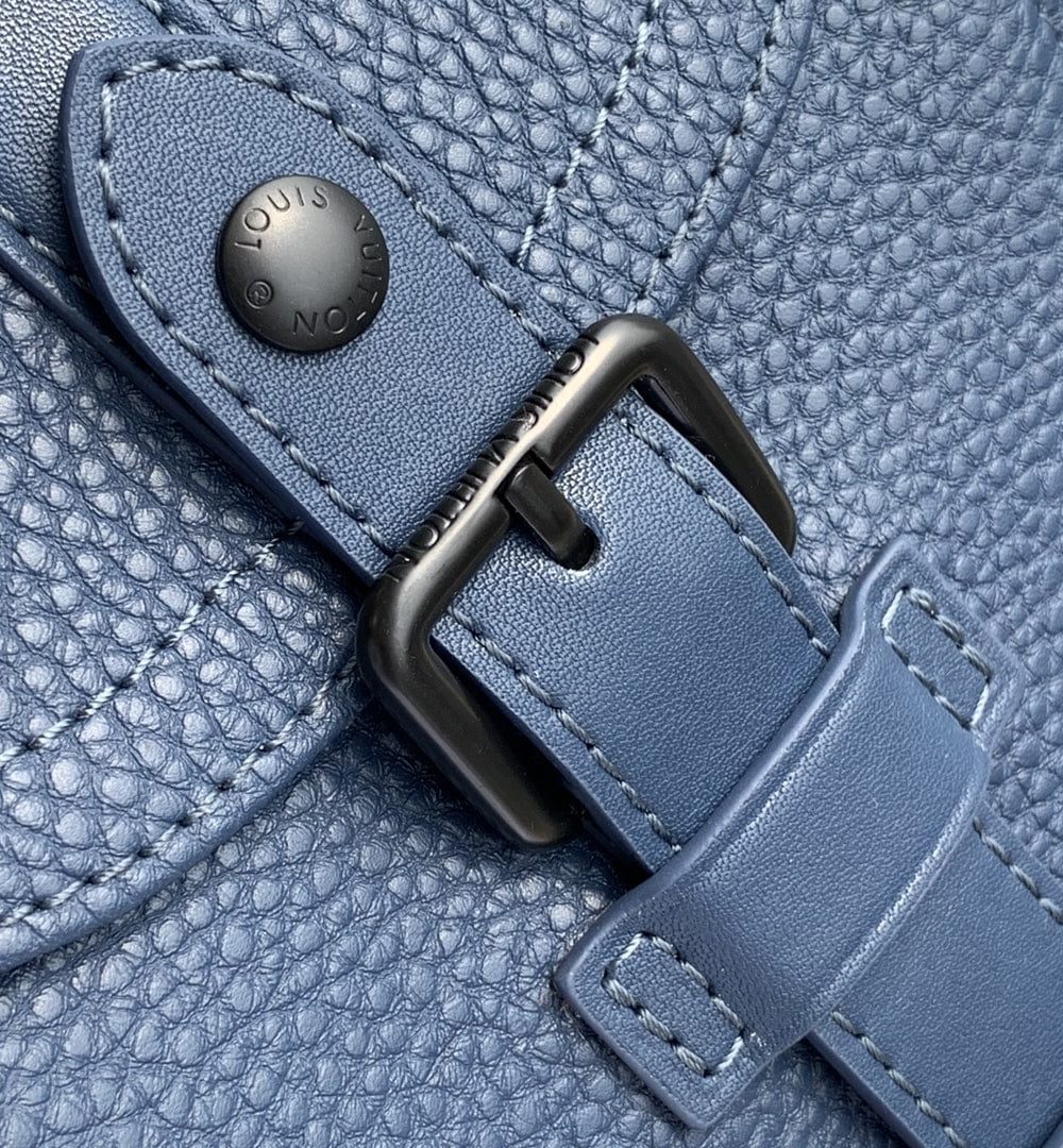 1:1 Replica Louis Vuitton LV Christopher XS Taurillon Blue Essential Bag For Men M58495 - 7.7in/19.5cm