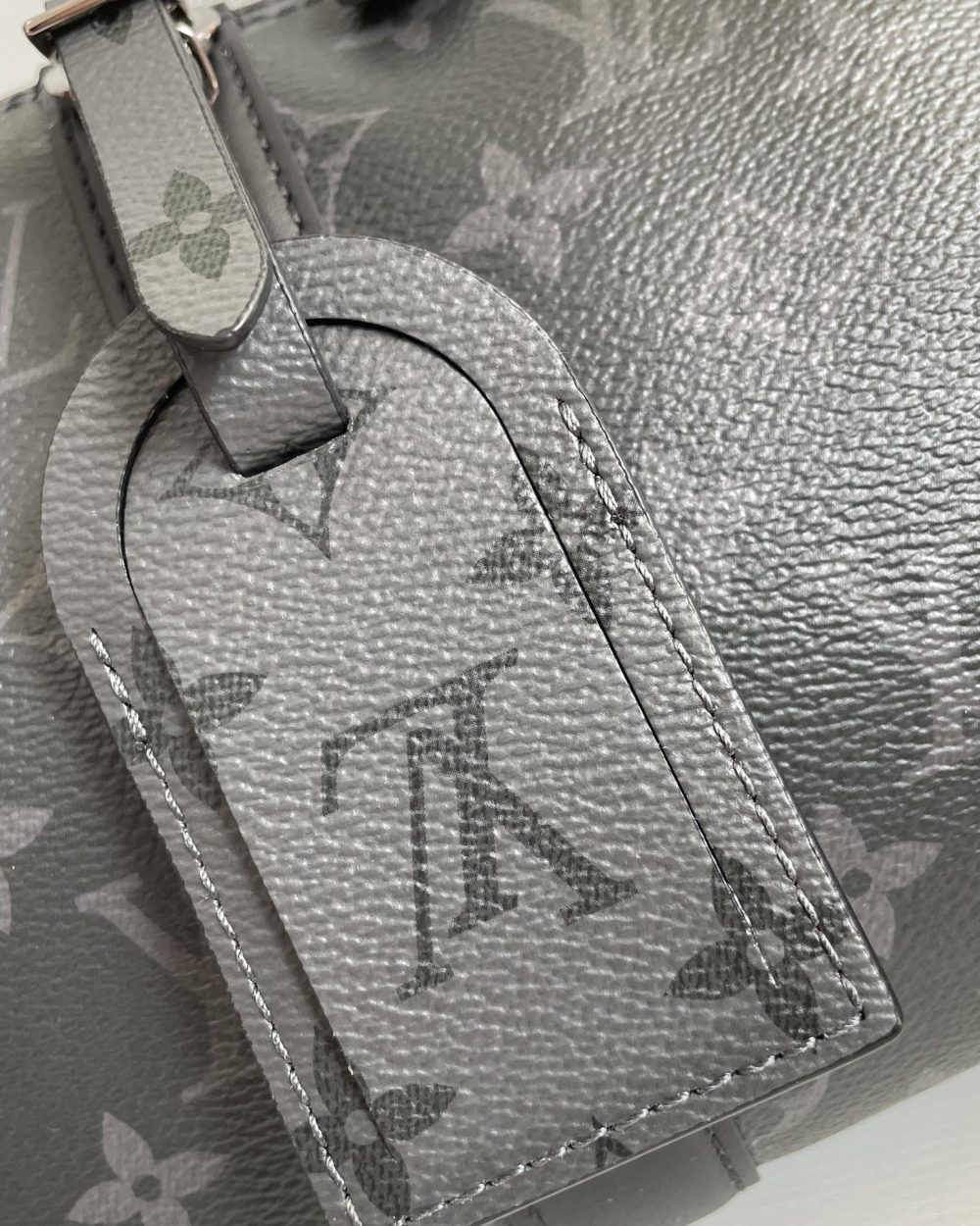 1:1 Replica Louis Vuitton LV City Keepall Monogram Eclipse Reverse Innovative Bag For Men M45936 - 10.6in/27cm