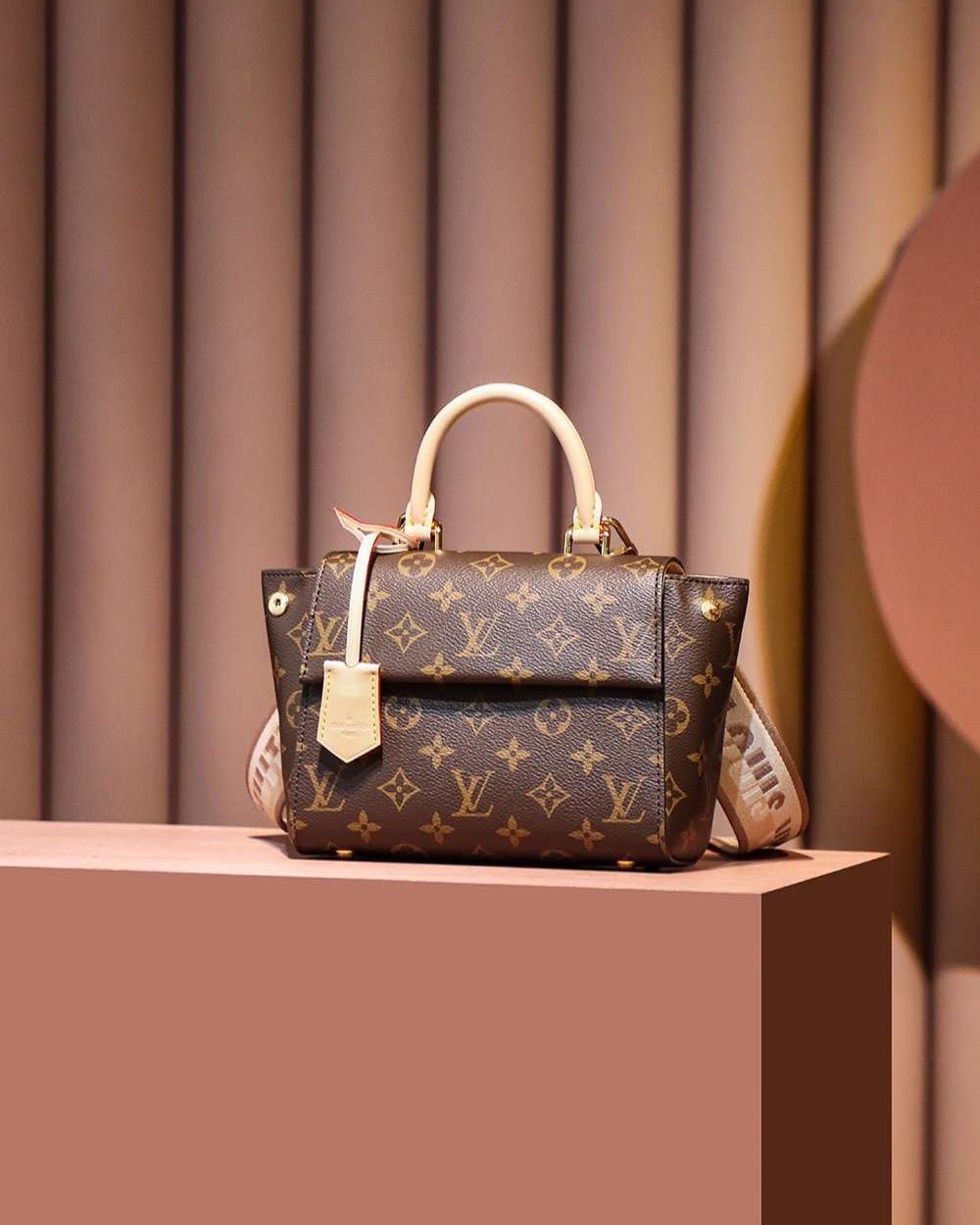 1:1 Replica Louis Vuitton LV Cluny Mini Brown Essential Bag For Women M46055 - 20cm / 7.9in