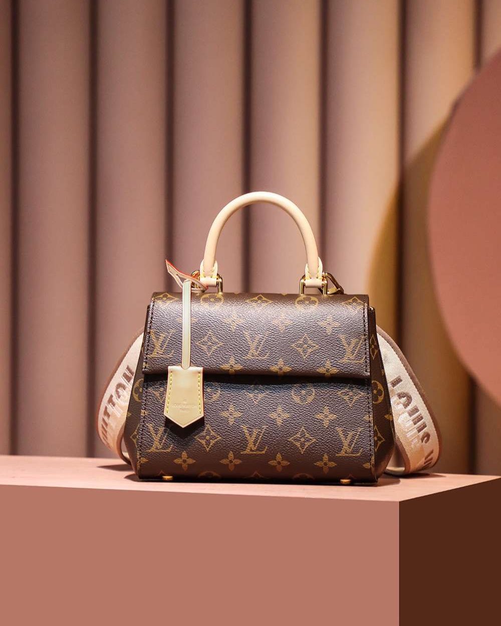 1:1 Replica Louis Vuitton LV Cluny Mini Brown Essential Bag For Women M46055 - 20cm / 7.9in