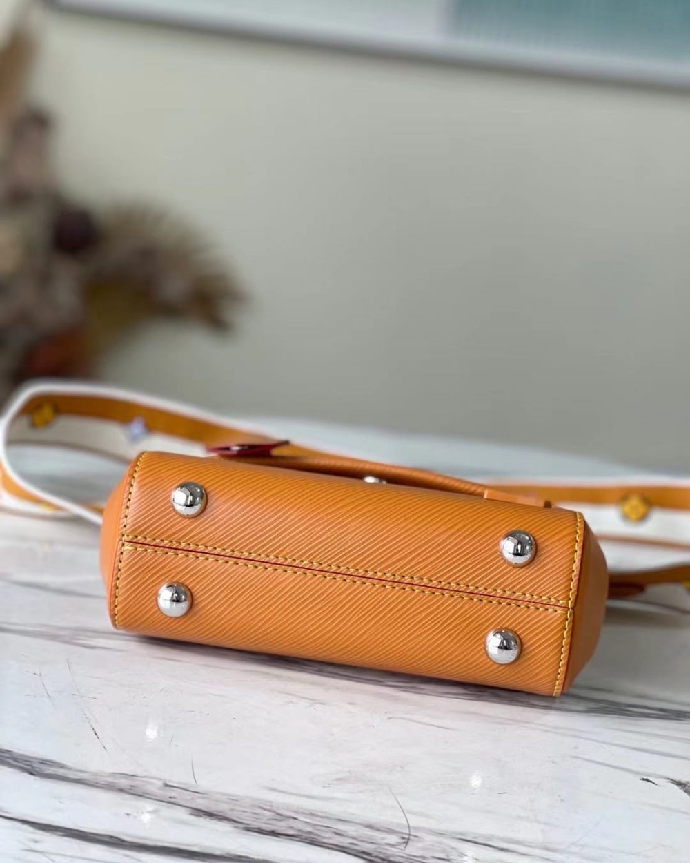 1:1 Replica Louis Vuitton LV Cluny Mini Epi Gold Miel Luxury Bag For Women M58931 - 20cm/7.9in