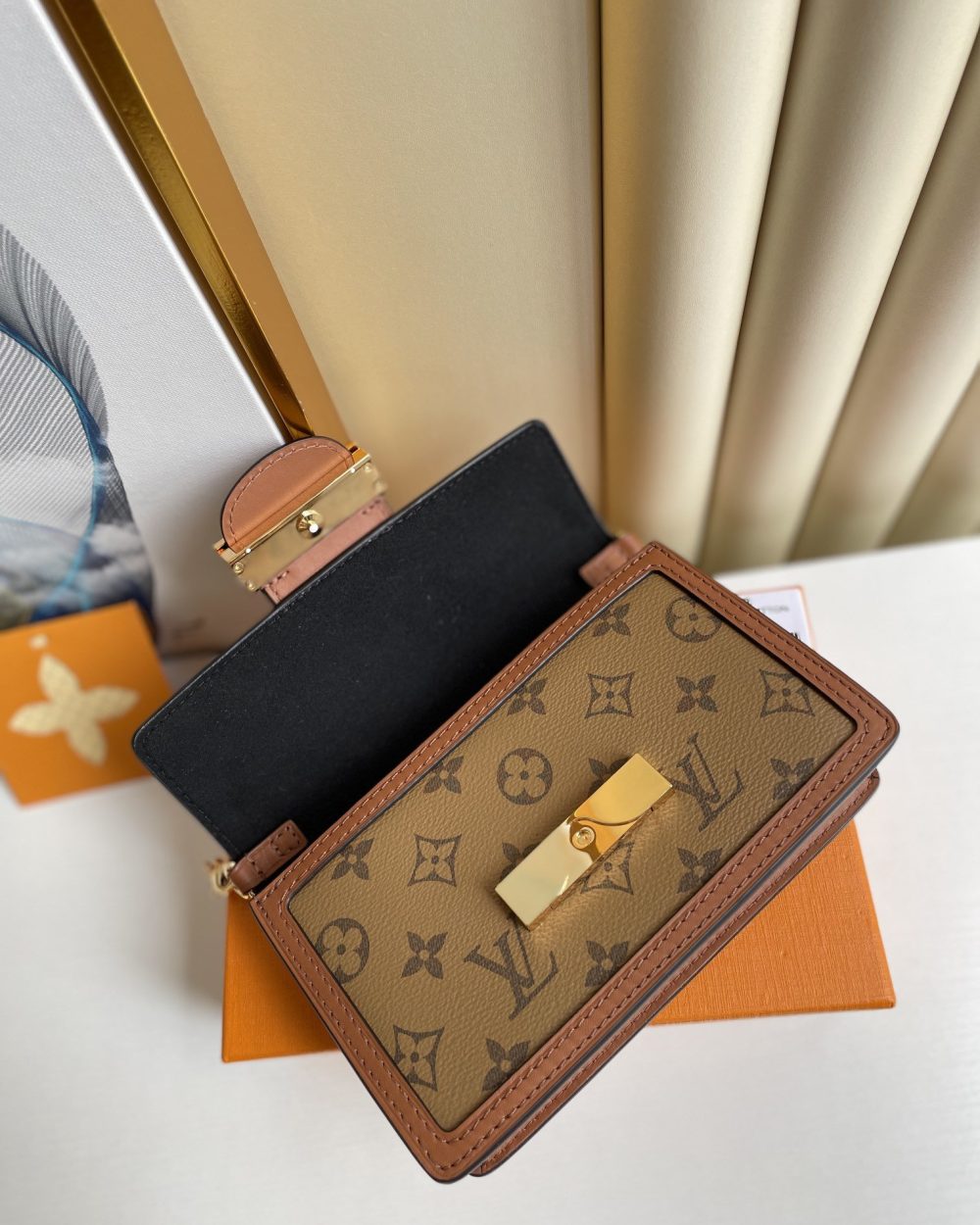 1:1 Replica Louis Vuitton LV Dauphine Chain Wallet Combines Monogram And Monogram Reverse Canvas By Nicolas Ghesquière Luxury Bag For Women M68746 - 19cm